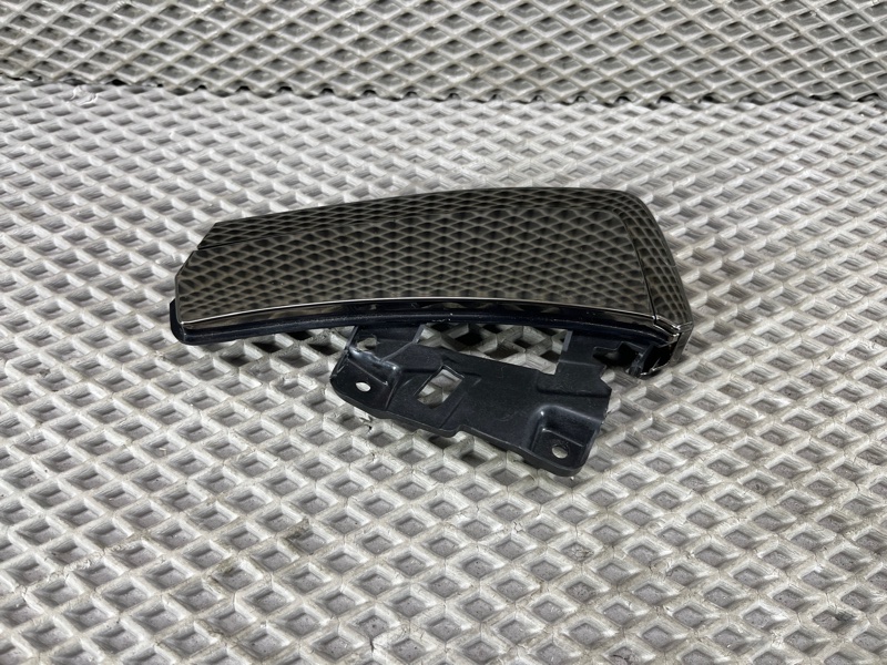 Декоративная накладка торпедо Land Rover Range Rover Sport (L461, 2024г.)