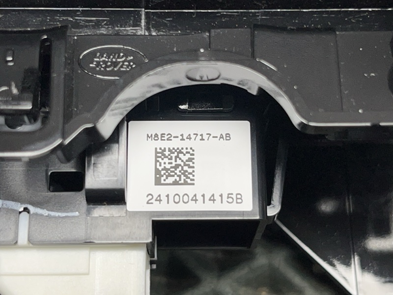 Кнопка стеклоподъемника Land Rover Range Rover Sport (L461, 2025г.)
