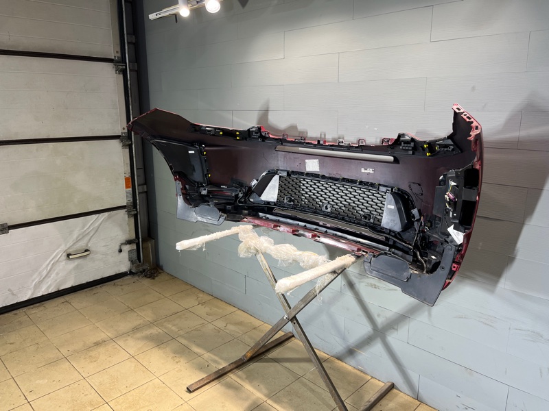 Бампер Land Rover Discovery Sport (L550, 2020г.)