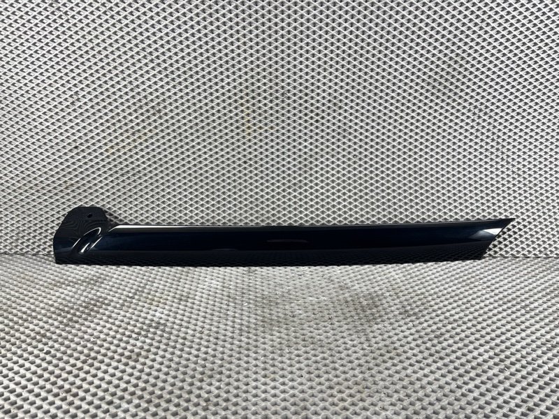 Накладка стойки лобового стекла Land Rover Range Rover Sport (L461, 2024г.)