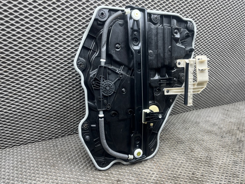 Стеклоподъемник Jeep Wrangler (JL, 2025г.)