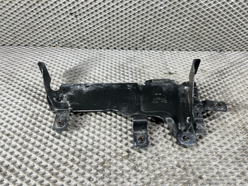 Кронштейн (крепление) Land Rover Range Rover Sport (L461, 2024г.)