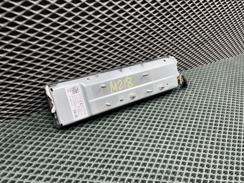 Подушка безопасности в колени Volkswagen Tiguan (MK2, 2018г.)
