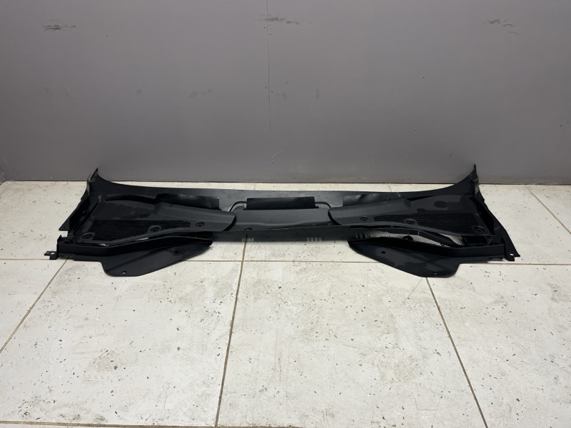 Жабо Land Rover Range Rover Sport (L461, 2025г.)
