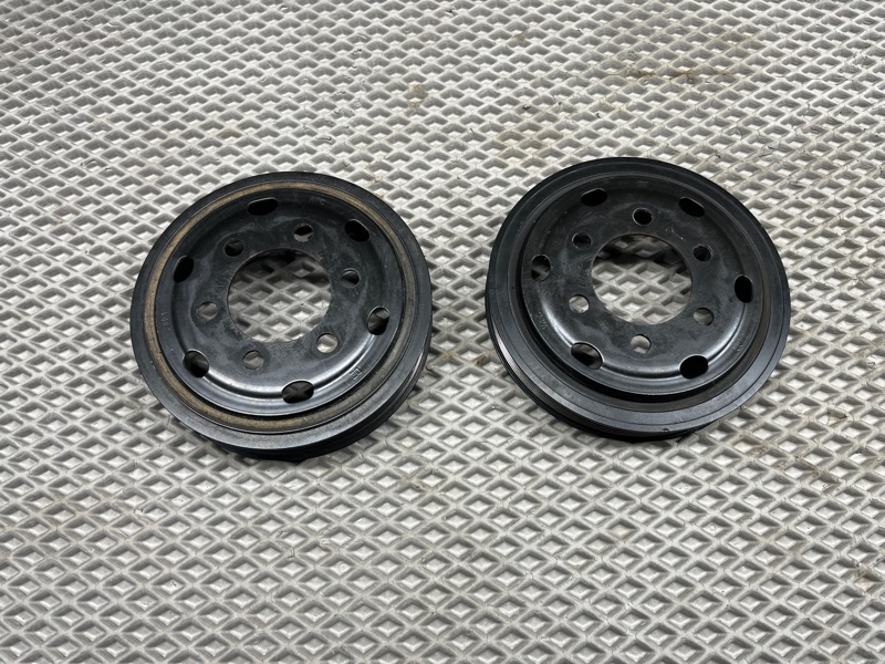 Шкив коленвала Land Rover Discovery 4 (L319, 2015г.)
