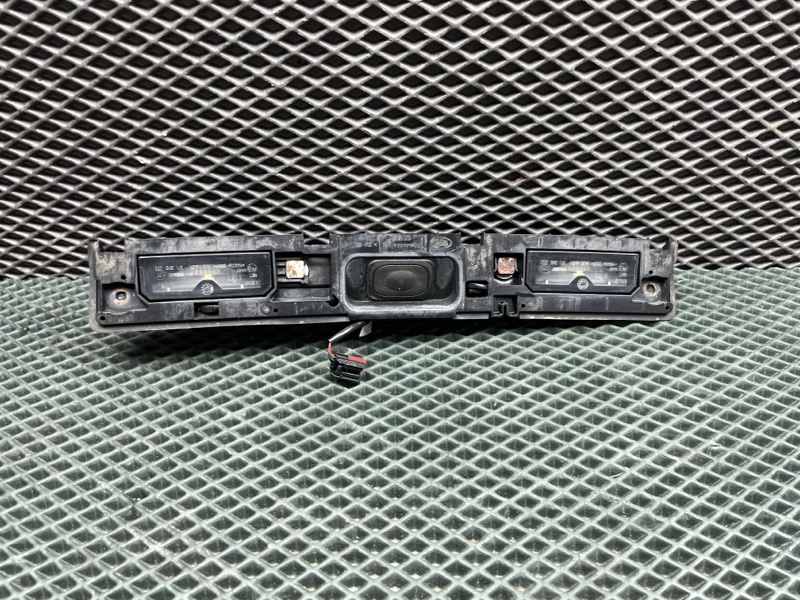 Кнопка открытия багажника Land Rover Range Rover (L405, 2016г.)
