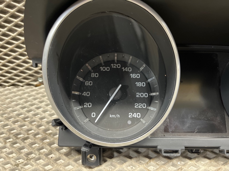 Панель приборов (щиток) Land Rover Range Rover Evoque (L538, 2012г.)