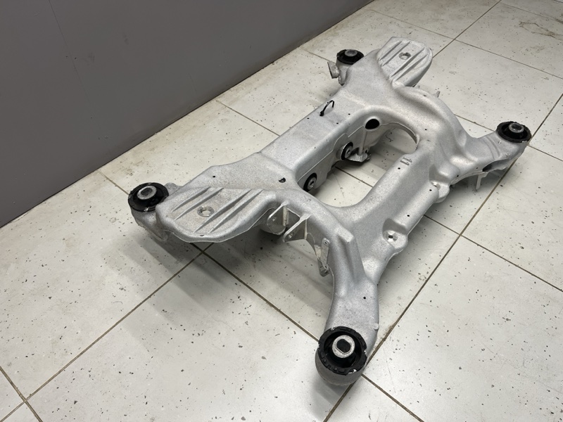 Подрамник Land Rover Range Rover Sport (L494, 2022г.)