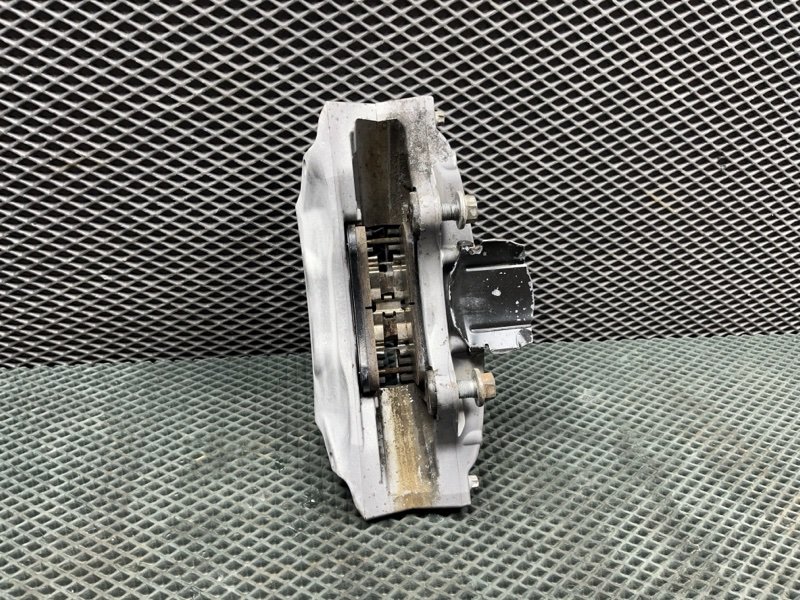 Суппорт тормозной Land Rover Range Rover Sport (L494, 2022г.)