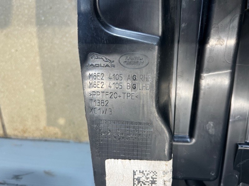 Жабо Land Rover Range Rover Sport (L461, 2024г.)