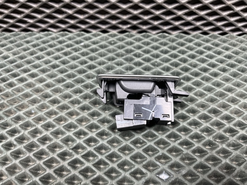Кнопка стеклоподъемника Land Rover Range Rover (L405, 2019г.)