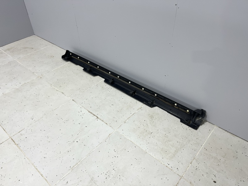 Молдинг порога Land Rover Discovery Sport (L550, 2016г.)