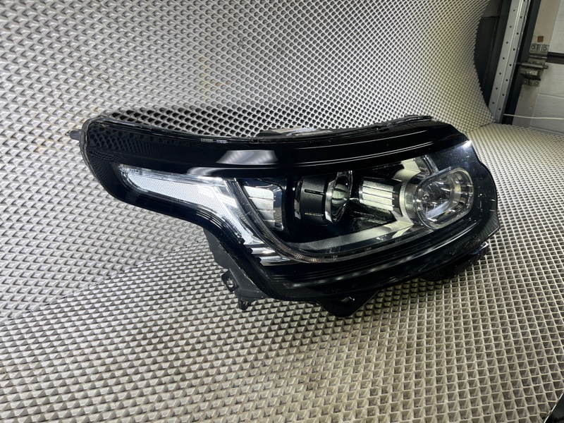 Фара Land Rover Range Rover (L405, 2015г.)