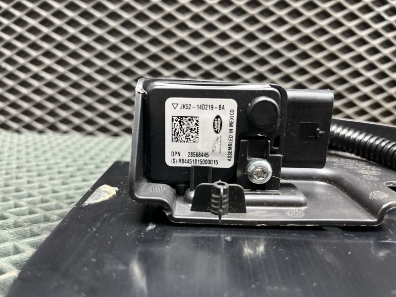 Датчик присутствия пассажира Land Rover Range Rover (L405, 2019г.)