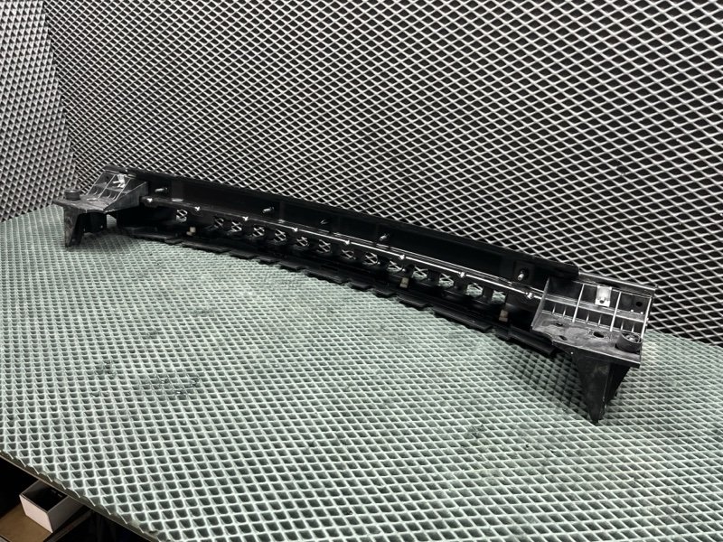 Крепление бампера Land Rover Range Rover Sport (L461, 2025г.)