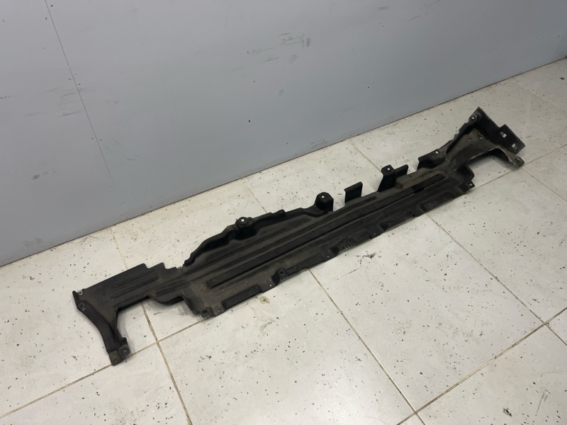 Защитный пластик днища Land Rover Range Rover (L405, 2019г.)