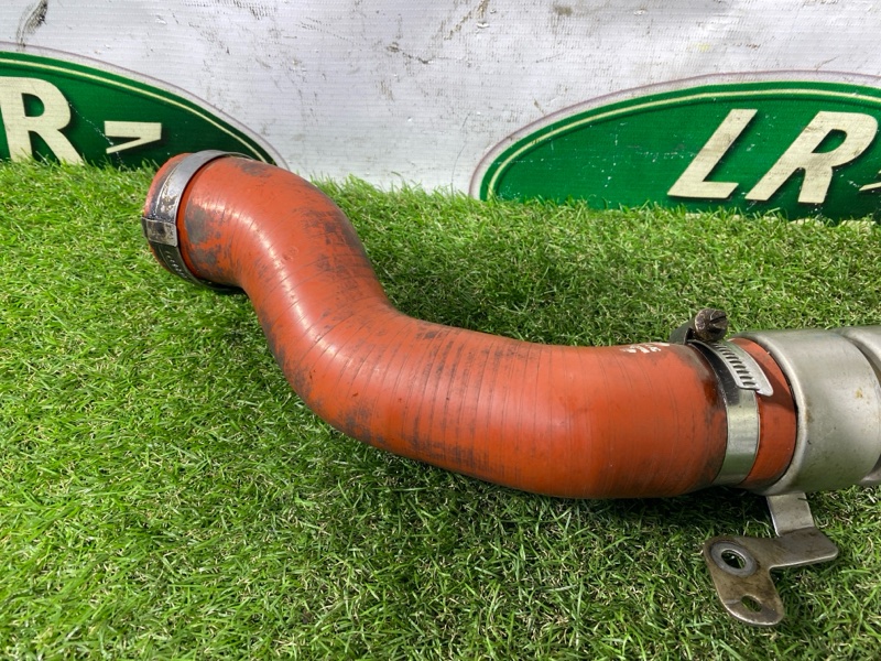 Патрубок интеркулера Land Rover Range Rover (L322, 2010г.)