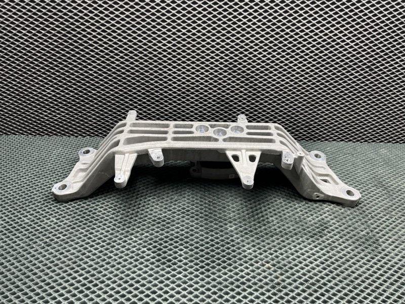 Кронштейн АКПП Land Rover Range Rover Sport (L461, 2025г.)