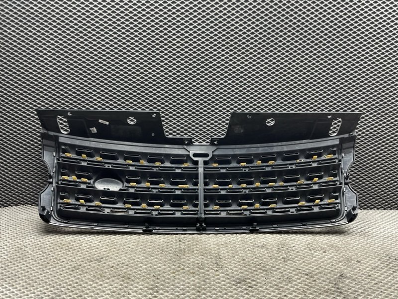 Решетка радиатора Land Rover Range Rover (L405, 2016г.)