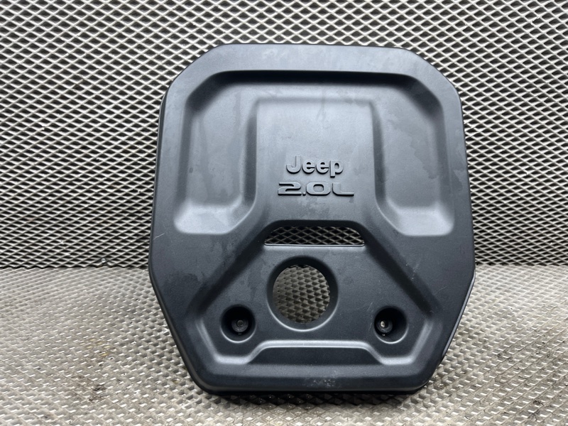 Декоративная крышка двигателя Jeep Wrangler (JL, 2025г.)
