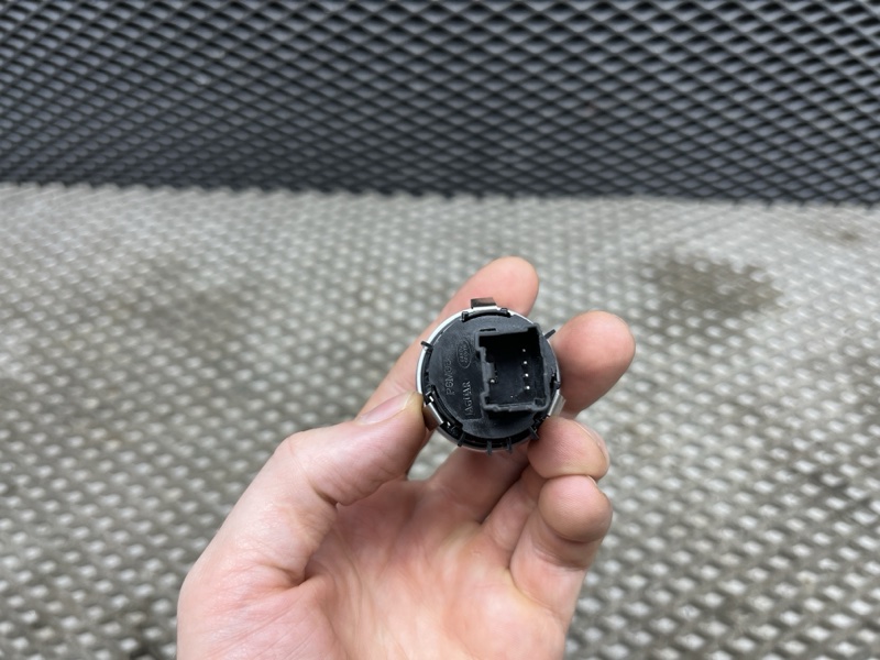 Кнопка Land Rover Range Rover Sport (L494, 2020г.)
