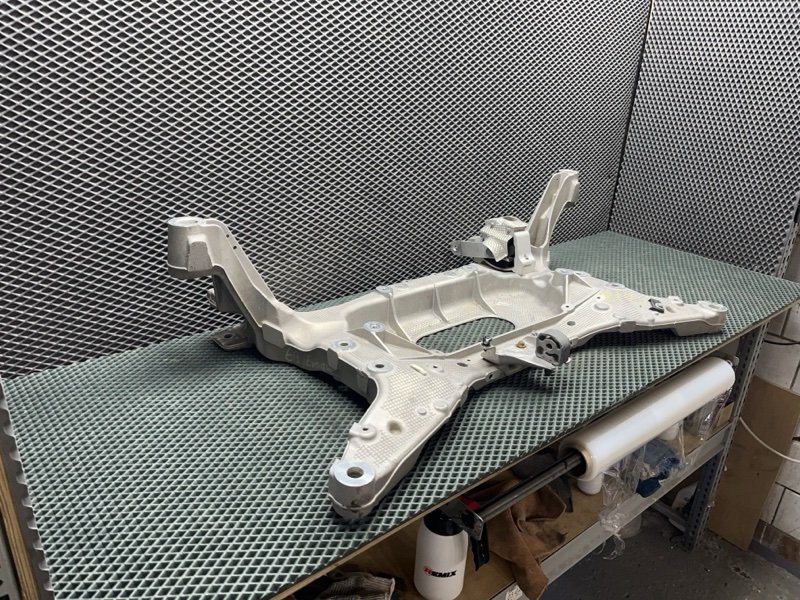 Подрамник Land Rover Range Rover Evoque (L551, 2020г.)