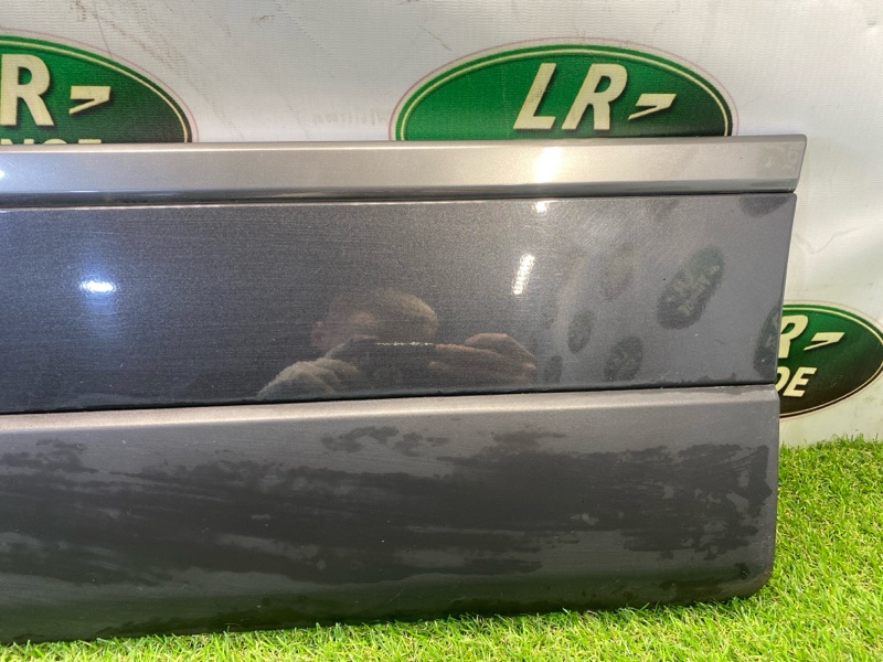Молдинг двери Land Rover Range Rover (L405, 2018г.)