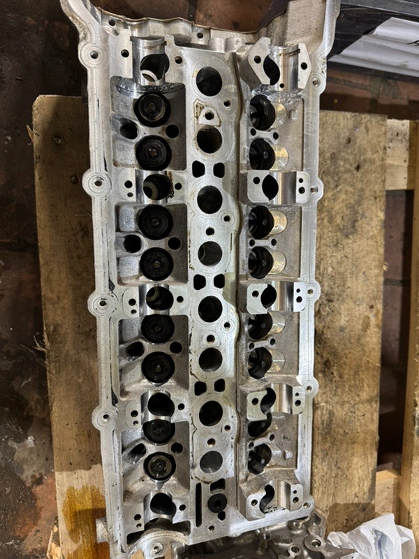 Головка блока цилиндров Land Rover Range Rover (L405, 2016г.)