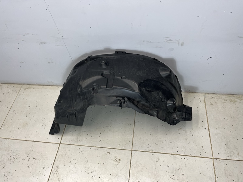 Подкрылок Land Rover Discovery 4 (L319, 2015г.)