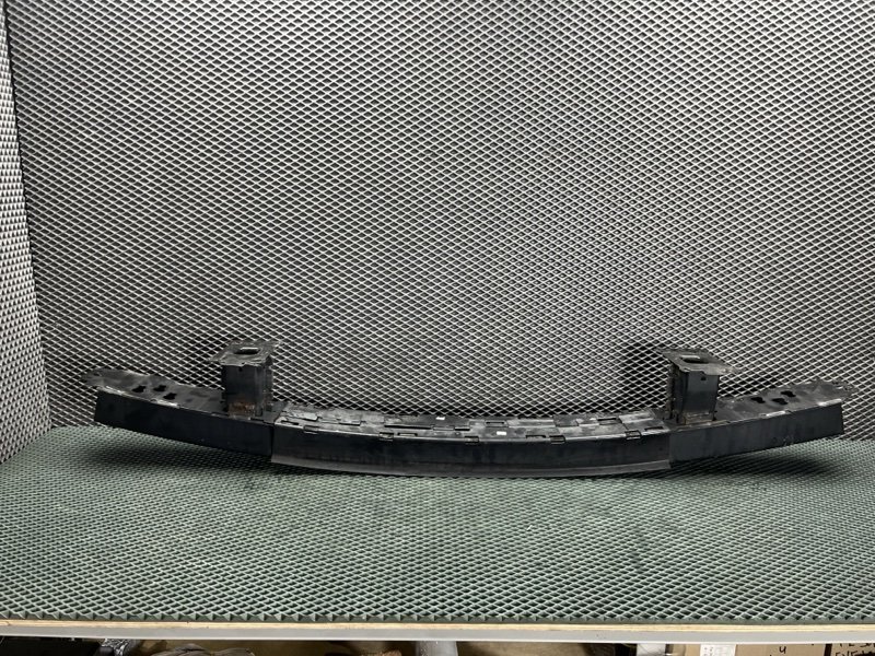 Усилитель бампера Land Rover Range Rover Sport (L320, 2011г.)
