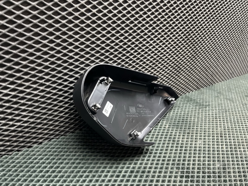 Накладка на сиденье Land Rover Range Rover Sport (L461, 2025г.)