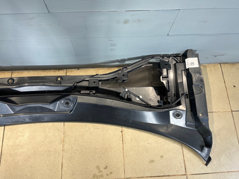 Жабо Land Rover Range Rover Sport (L461, 2024г.)