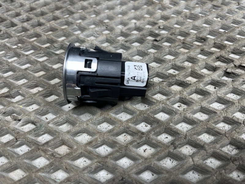 Кнопка старт-стоп Land Rover Range Rover Sport (L494, 2020г.)