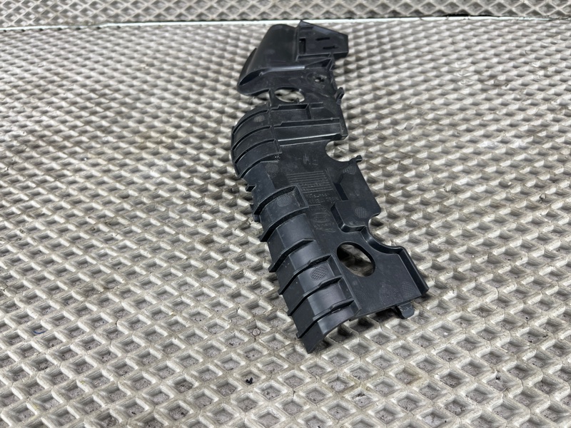Кронштейн бампера Land Rover Range Rover Sport (L461, 2024г.)