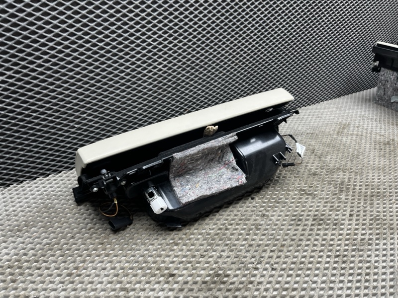 Бардачок Land Rover Range Rover (L405, 2019г.)