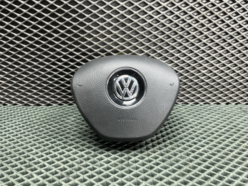 Подушка безопасности в руль Volkswagen Tiguan (MK2, 2018г.)