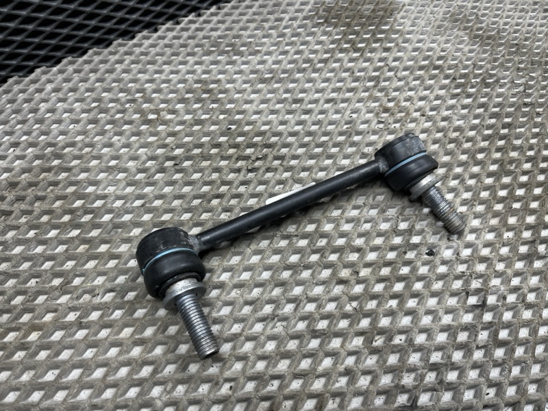 Стойка стабилизатора Land Rover Range Rover Sport (L494, 2020г.)