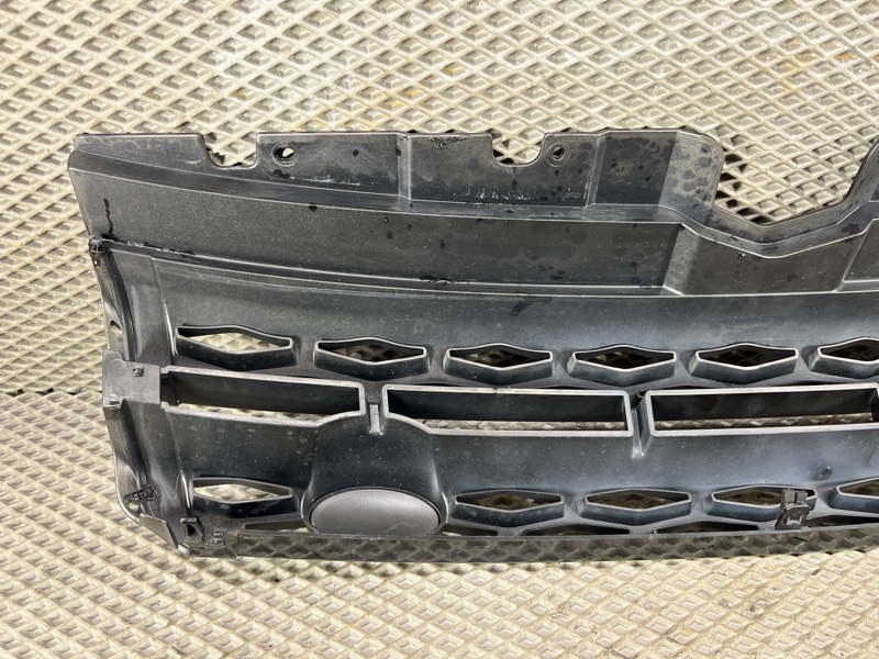 Решетка радиатора Land Rover Range Rover Evoque (L538, 2012г.)