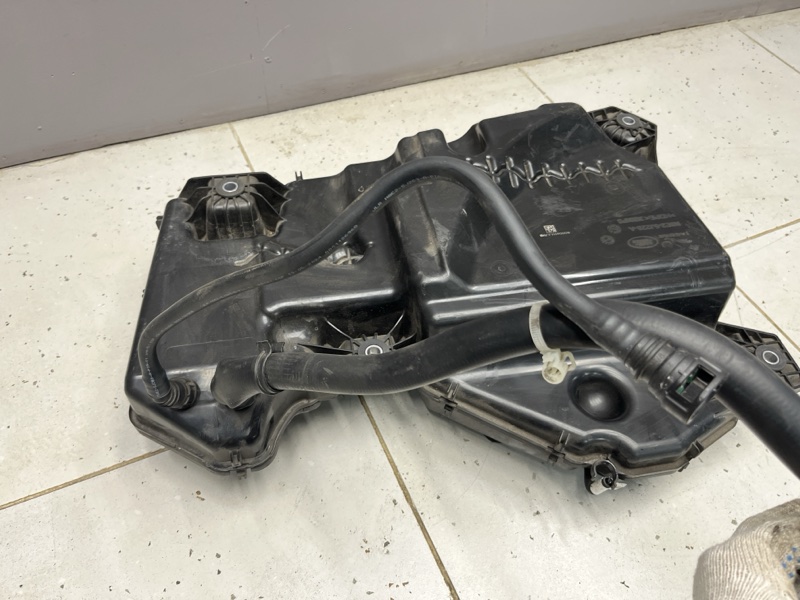 Бак AdBlue мочевина Land Rover Range Rover Sport (L461, 2025г.)