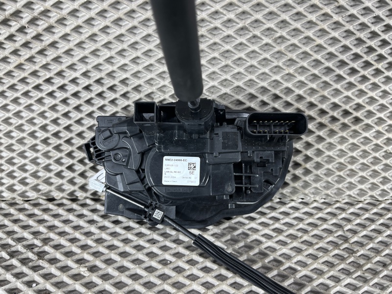 Замок двери Land Rover Range Rover Sport (L461, 2024г.)
