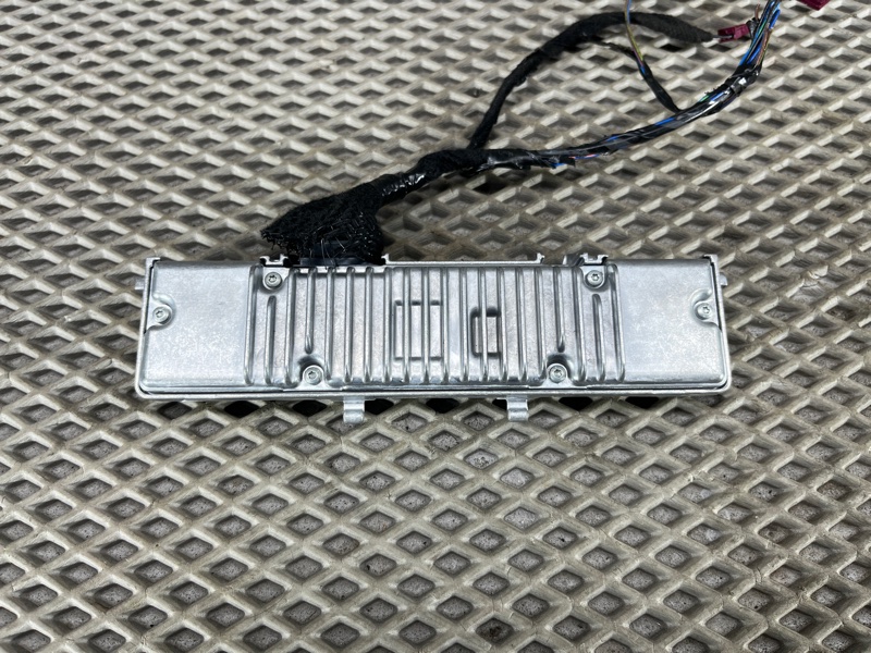 Камера контроля разметки / стереокамера Land Rover Defender (L663, 2020г.)