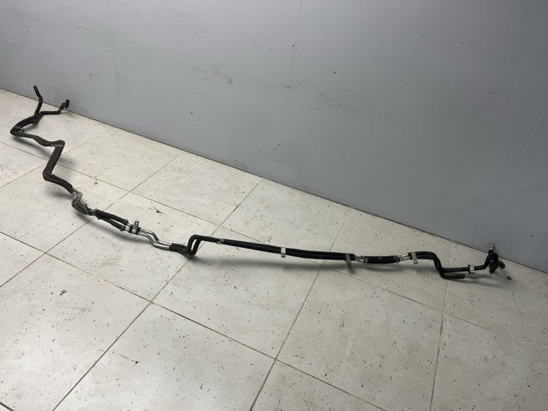 Патрубок отопителя (печки) Land Rover Range Rover (L405, 2016г.)