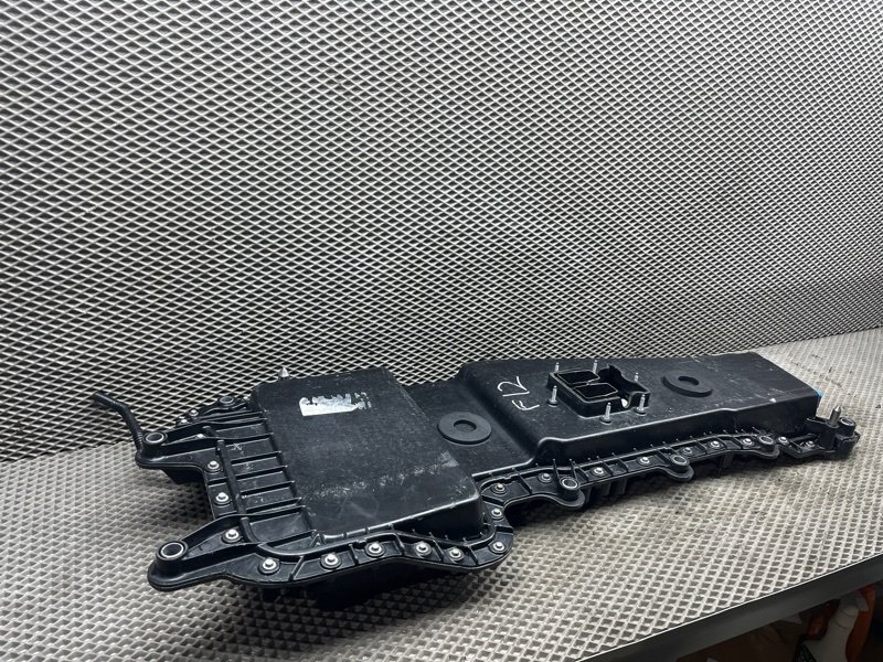 Короб высоковольтной батареи Land Rover Discovery Sport (L550, 2020г.)