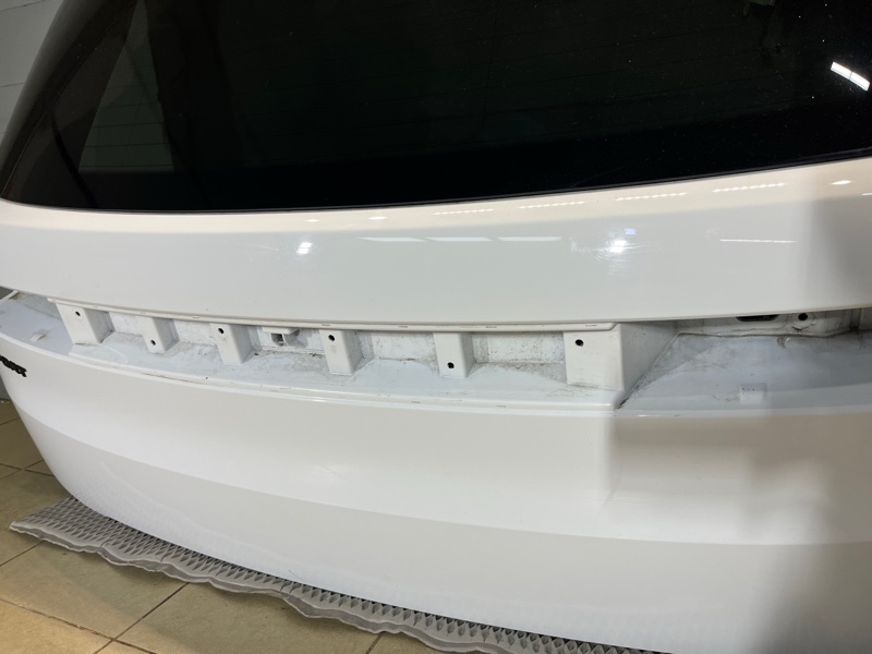 Крышка (дверь) багажника Land Rover Range Rover Sport (L461, 2023г.)