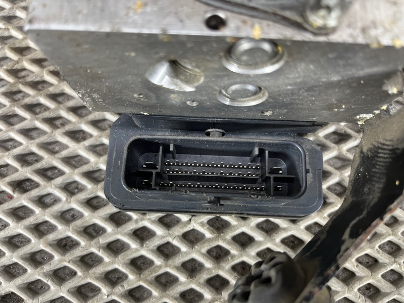 Блок ABS Land Rover Range Rover Sport (L494, 2015г.)