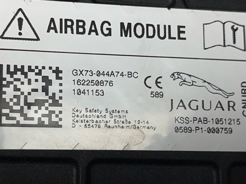 Подушка безопасности пассажира Jaguar F-Pace (X761, 2016г.)