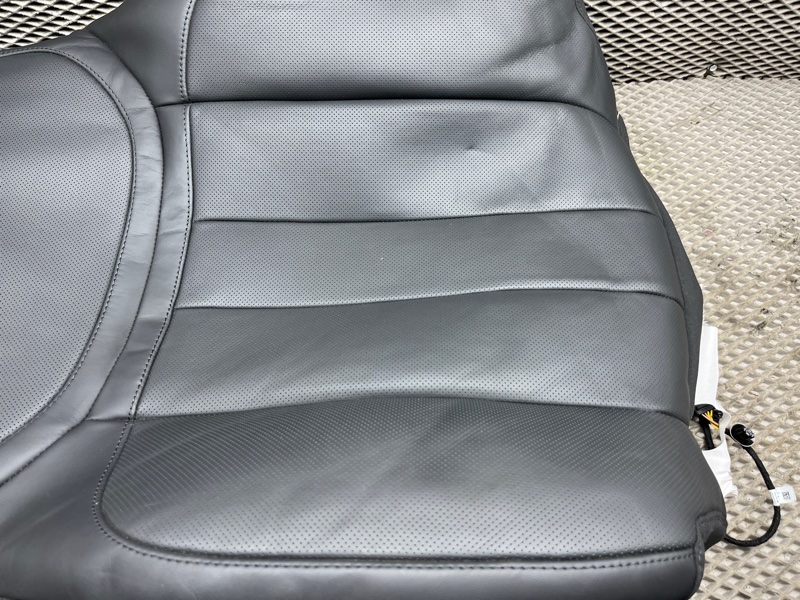Обивка спинки Land Rover Range Rover Sport (L461, 2024г.)