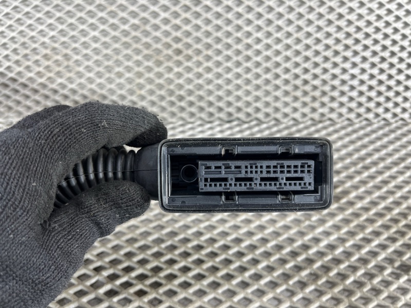 Проводка двери Land Rover Defender (L663, 2020г.)