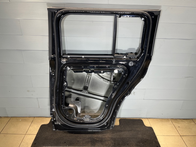 Дверь Land Rover Defender (L663, 2020г.)