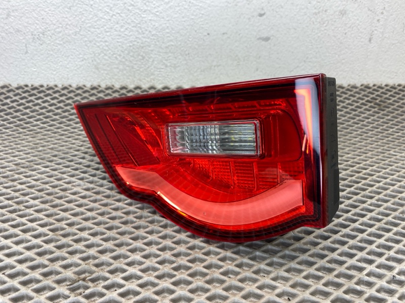 Фонарь Jaguar F-Pace (X761, 2016г.)